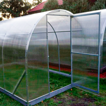 Теплица "Green-Go" из поликарбоната 2,1×4 м с толщиной стенок 4–6 мм