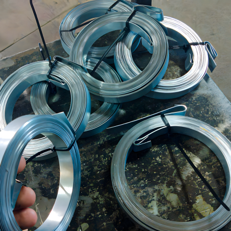 Mounting Straps for Multiwall Polycarbonate